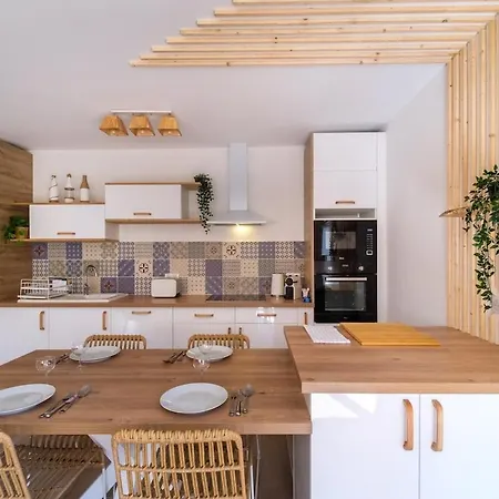Magnifique Pavillon Independant T2 Apartment *